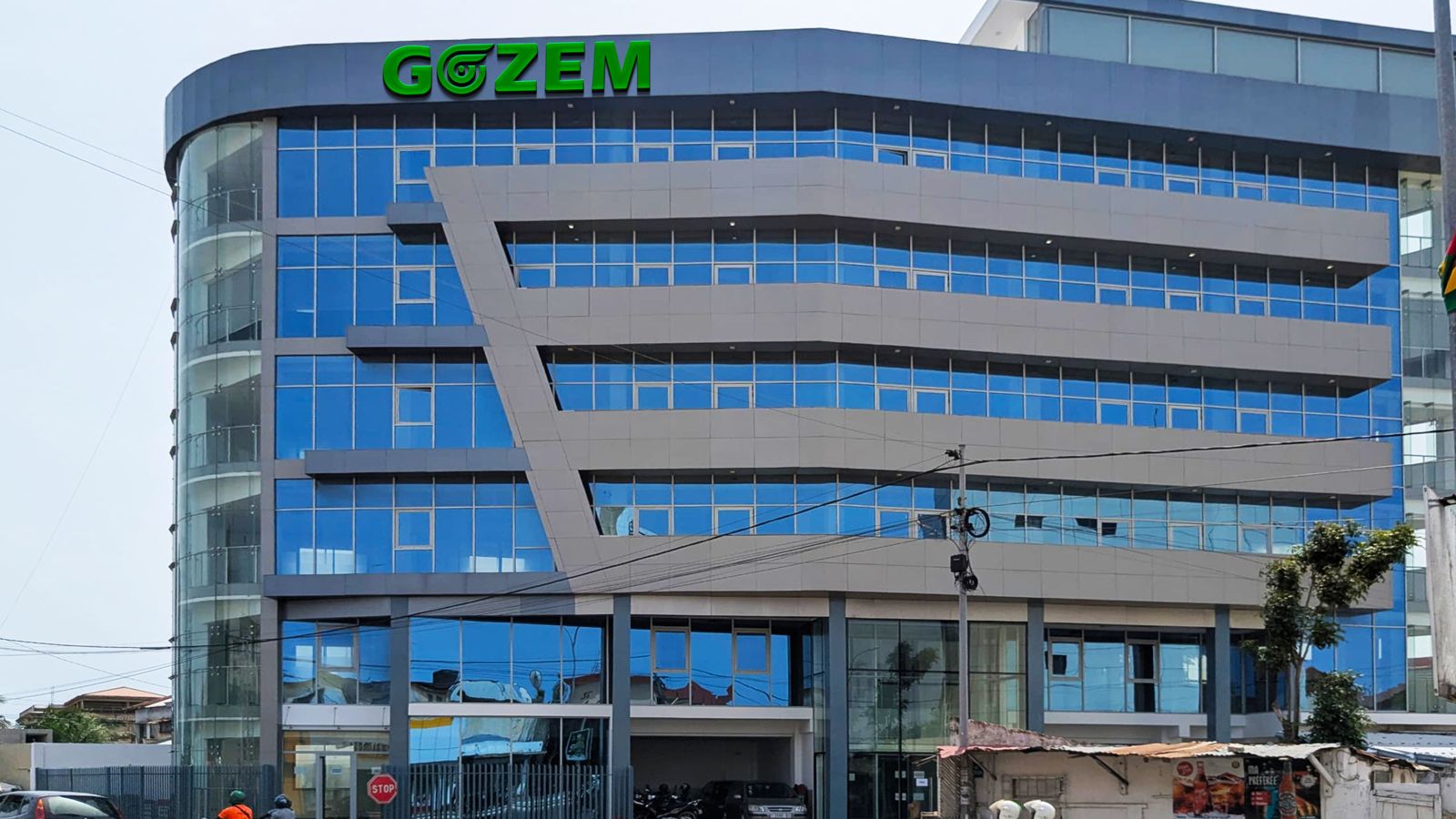 Enseigne lumineuse Gozem